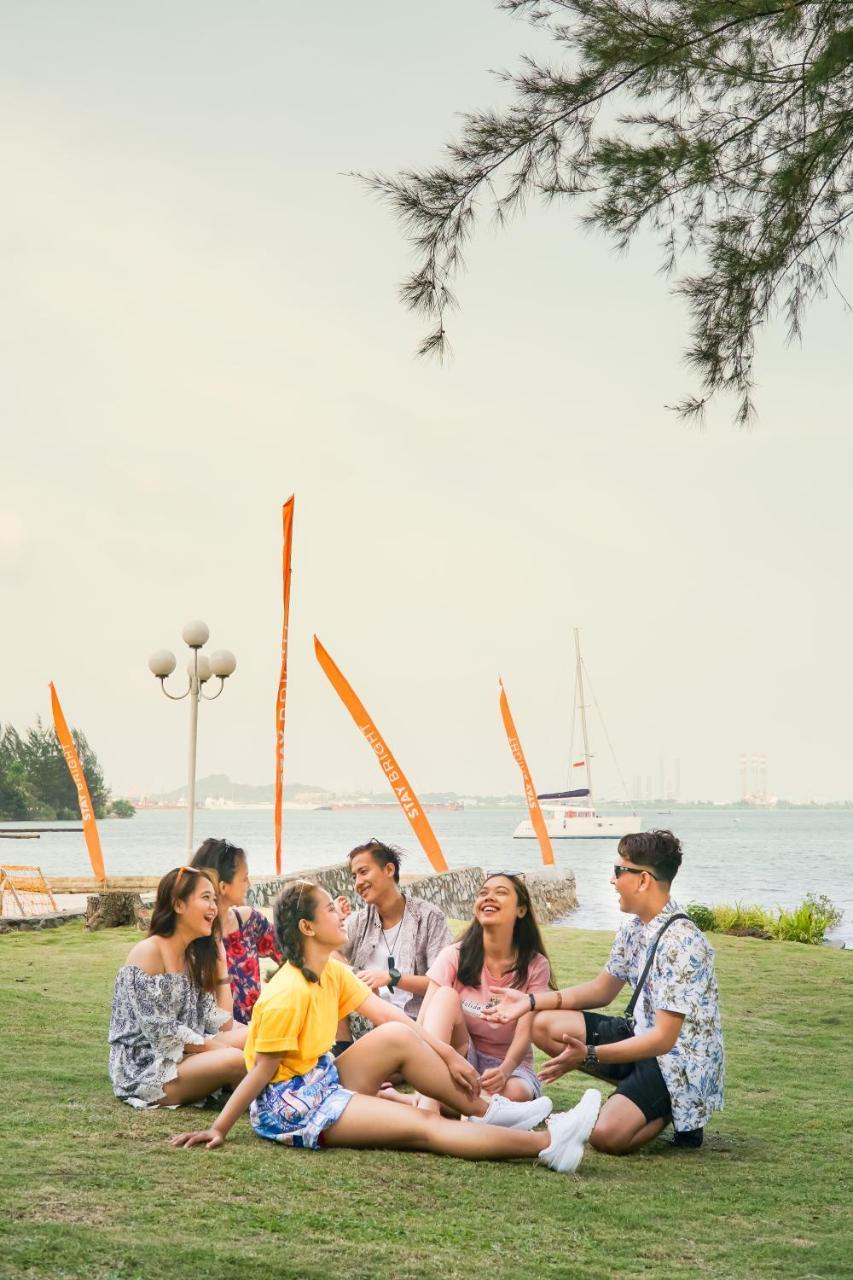 Harris Batam Waterfront Sekupang