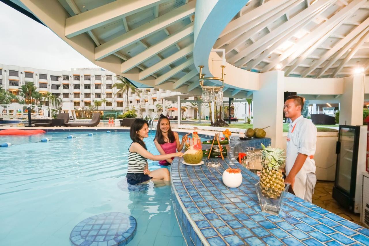 Harris Batam Waterfront 4* Sekupang